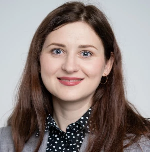 Емілія Дєнєжна